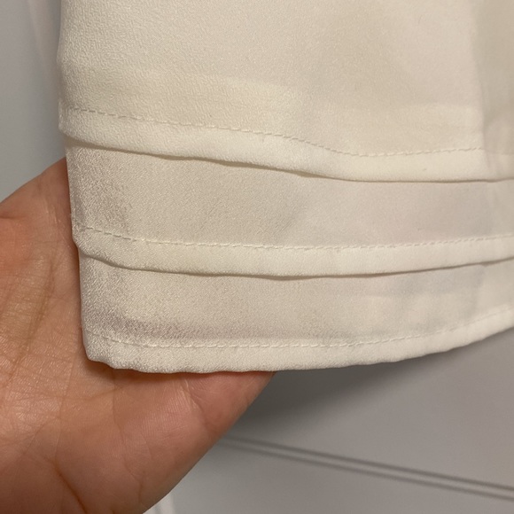 Talulah ivory tank top - size small Aritzia - Picture 2 of 3